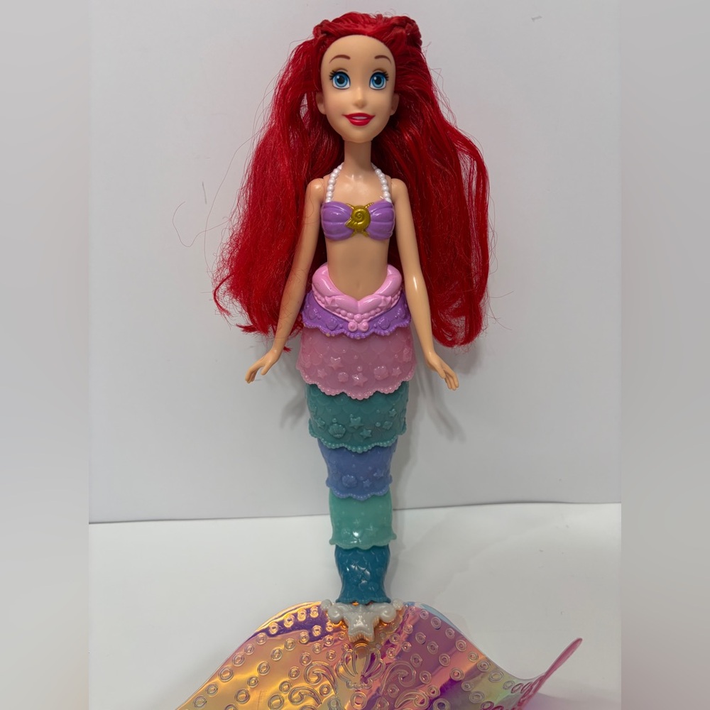 Disney Hasbro Princess Rainbow Reveal Ariel Color Change Doll Little Mermaid
